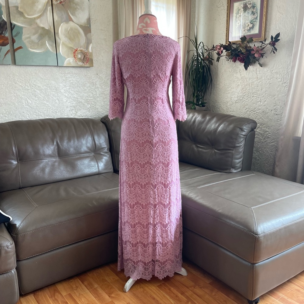 Dainty Jewells Dress - Picture 2 of 3
